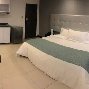 Serenity Corferias Apartahotel