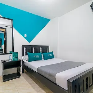 Ayenda Tres Pinos 1021 Hotel